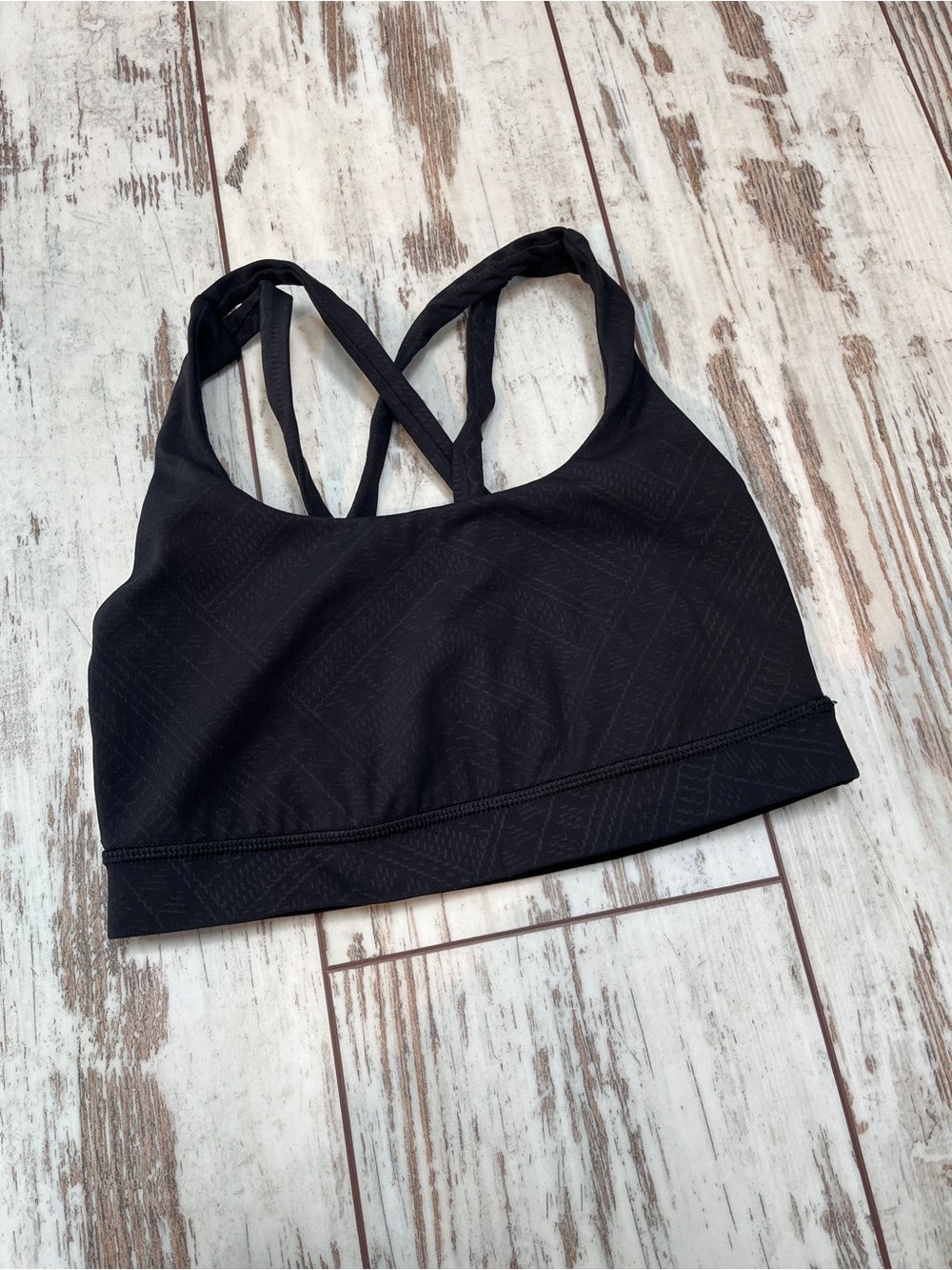 Lululemon Energy Bra Black Strappy Back Geometric Embossed Medium Support 4 - Picture 5 of 11